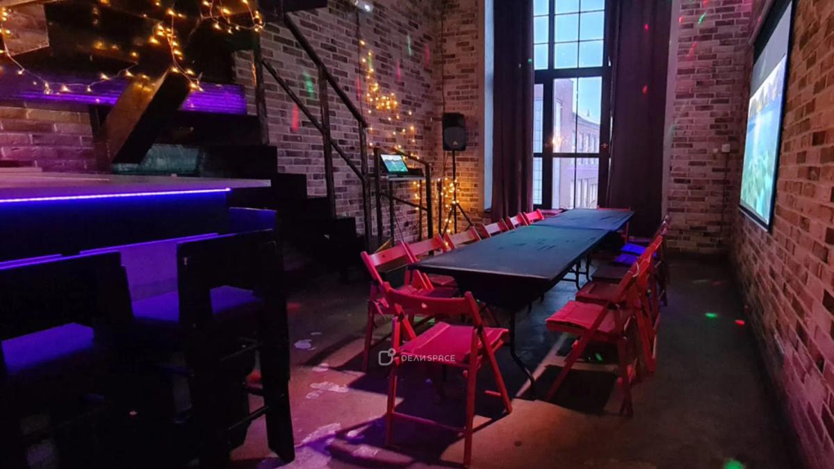 Приватный лофт Gallery Loft на Комсомольской с караоке и PS 4 - Фото №13