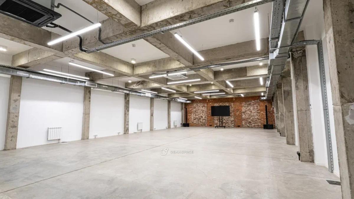 Конференц-зал в стиле лофт для мероприятий делового формата на Мясницкой - Фото №7