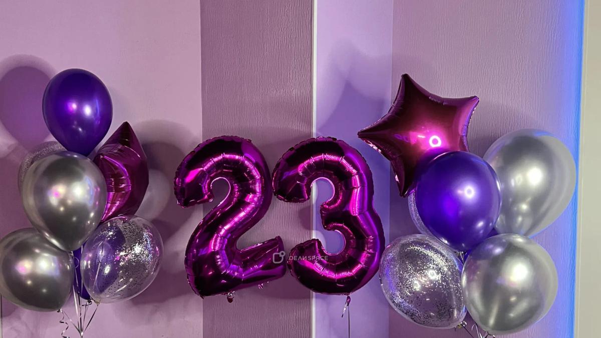 Dreams - клубный лофт с караоке с отличной акустикой для любимых хитов, фотозоной с неоновым оформлением и диско‑шаром - Фото №10