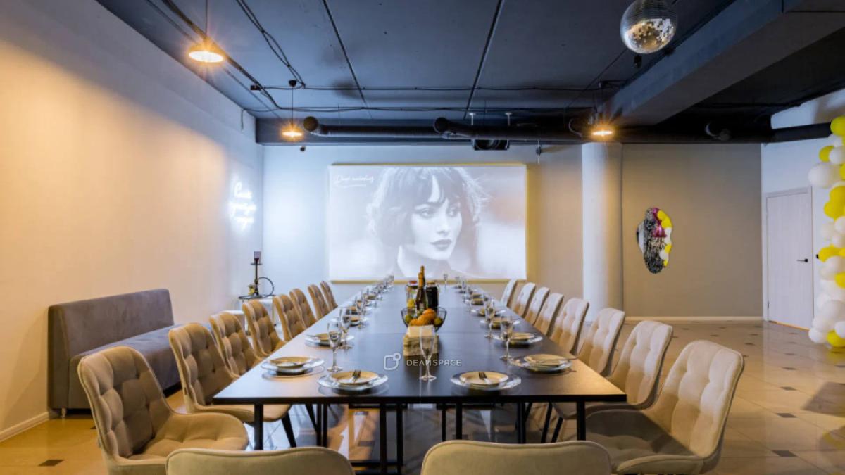 Лофт для мероприятий с фотозоной и караоке Party на Алексеевской - Фото №1