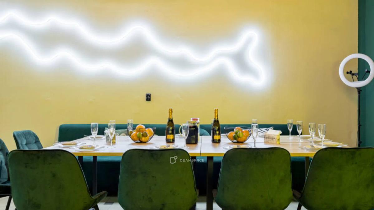 Лофт с диско-шаром, качелями, караоке и приставкой Shine на Алексеевской - Фото №2