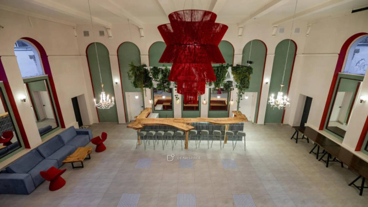 Большой и светлый лофт Viola для вечеринок в парке Сокольники - Фото №1