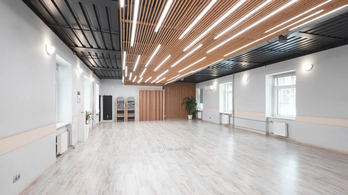 Студия 400 м² для любых мероприятий на Чистых прудах - Фото №1