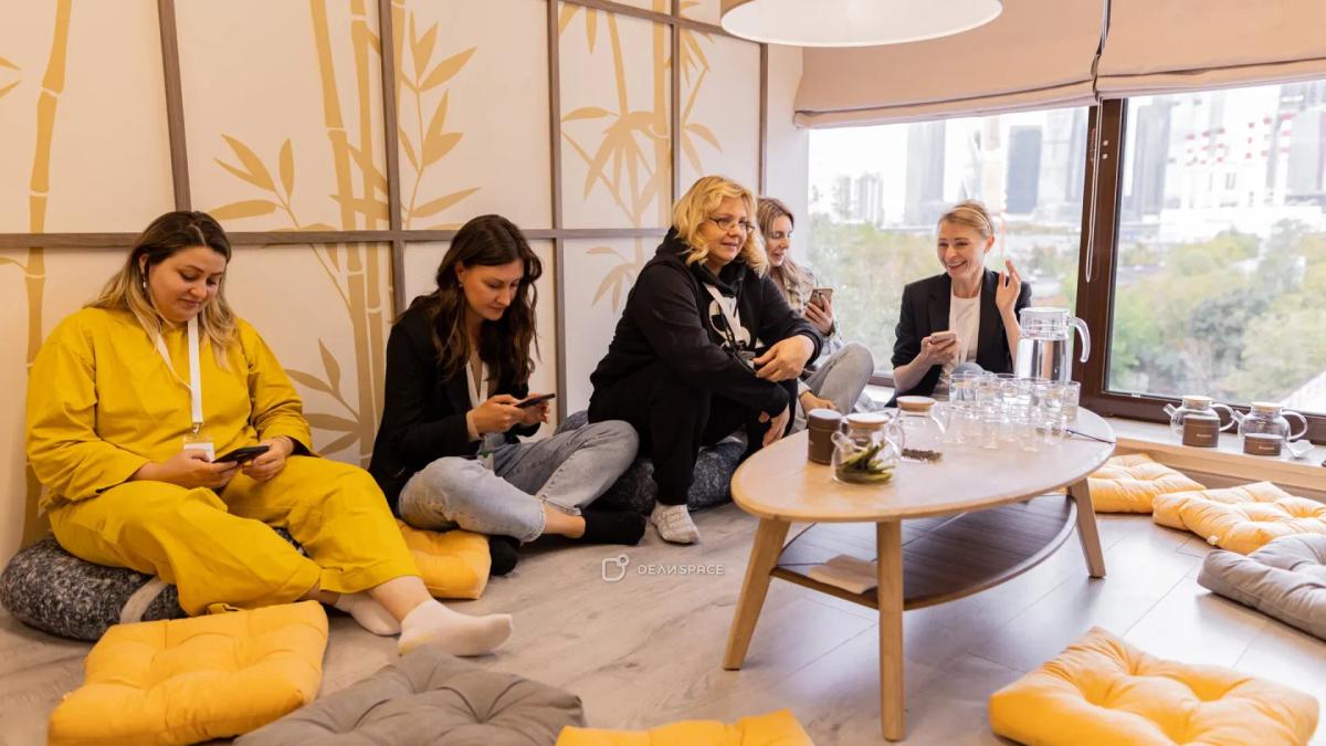 Зал 2 - дизайнерский кабинет до 8 человек в Академии Кантаты - Фото №6