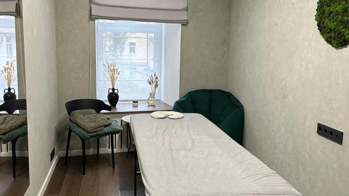 Кабинет для массажистов, косметологов в коворкинге "Дом счастья" - Фото №1