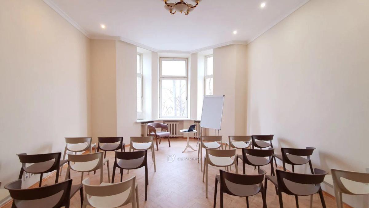 Коворкинг в Центре развития "Агарта на Знаменке" с видом на Кремль - Фото №3