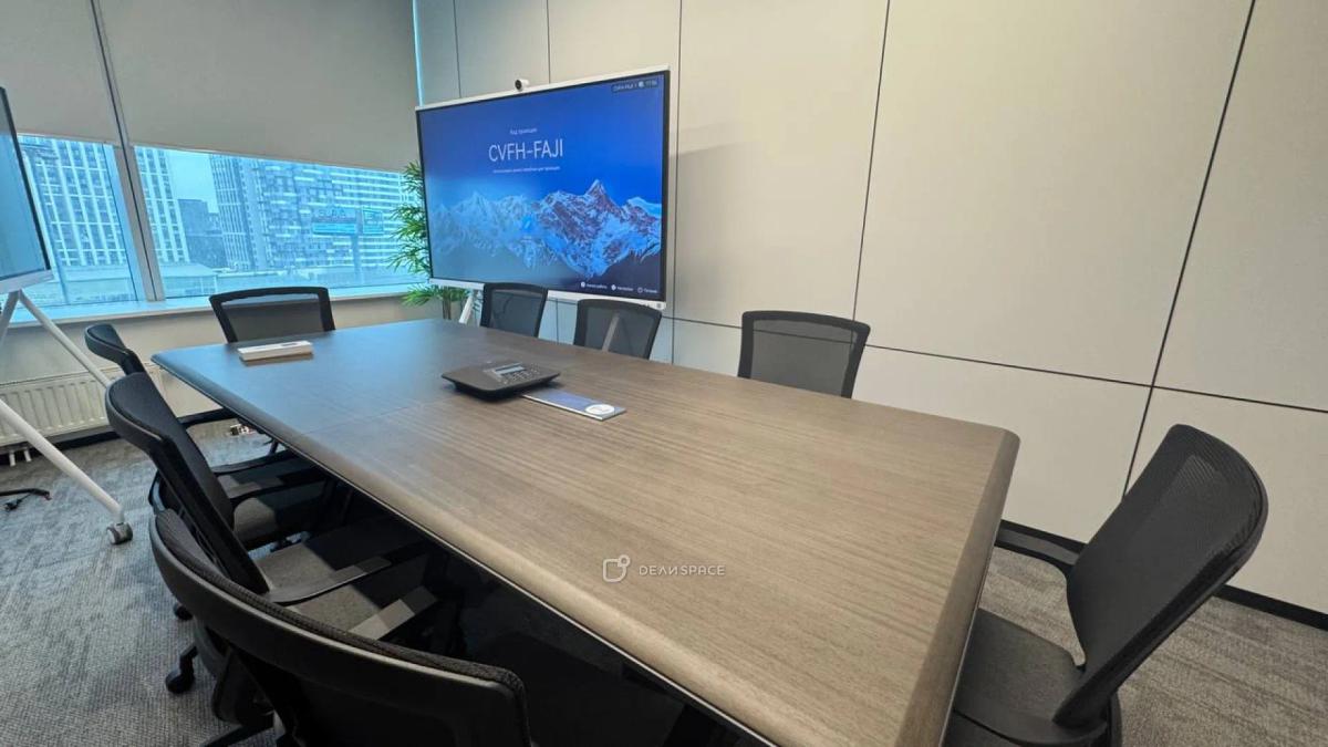 Переговорная на 10 человек Блок Б в Москва-Сити - Фото №1