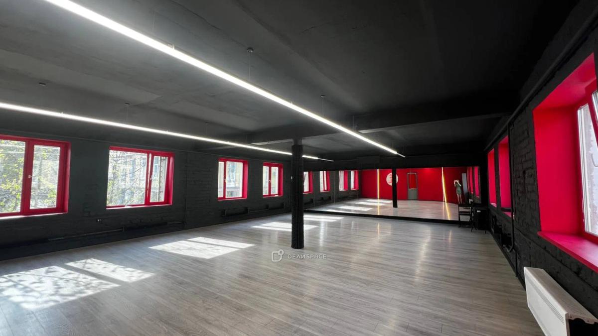 Верхний зал для танцев и йоги 95 м на Таганке - Фото №1