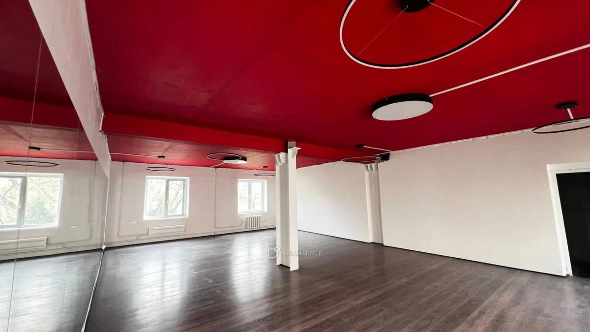 Яркий зал "Лофт" на Таганской - Фото №2