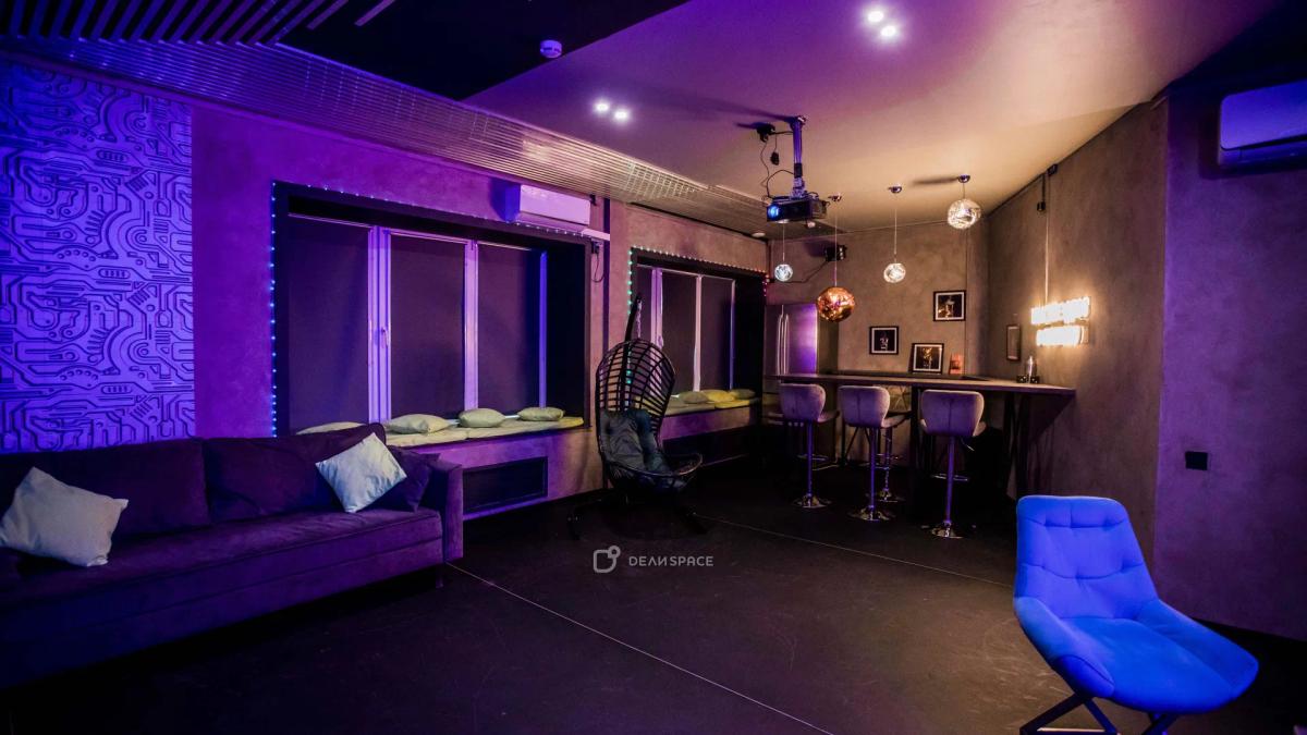 Стильный лофт возле реки с караоке на Красном Октябре - Фото №8