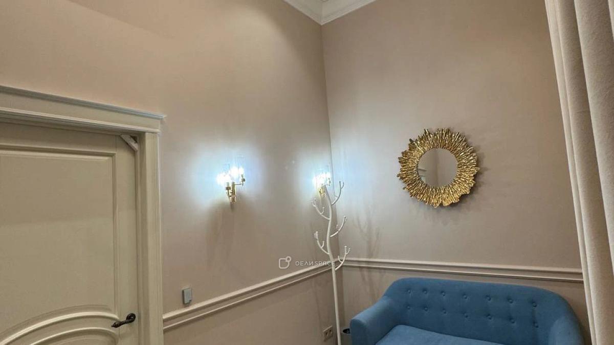 Рабочий кабинет №1 на Мясницкой в коворкинге "Зона Комфорта" - Фото №8