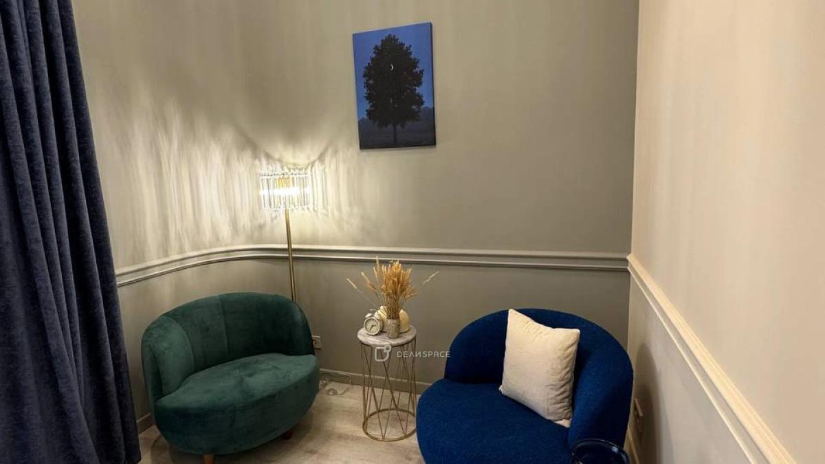 Рабочий кабинет №2 на Мясницкой в коворкинге "Зона Комфорта" - Фото №2