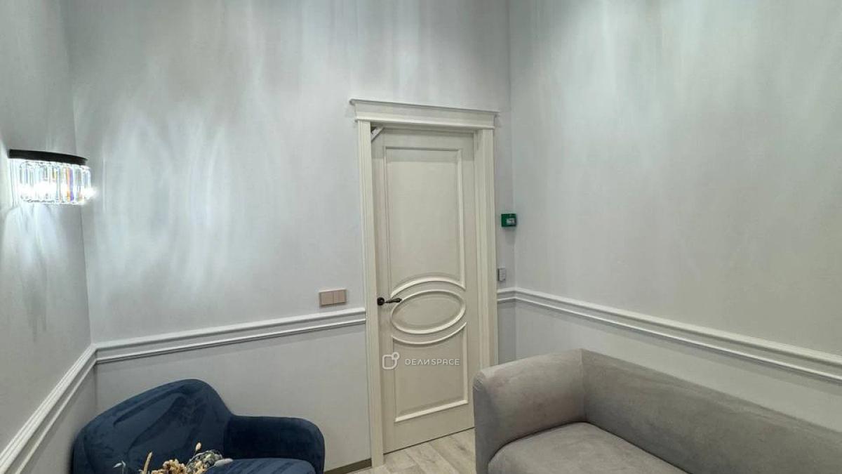 Рабочий кабинет на Мясницкой в коворкинге "Зона Комфорта" №4 - Фото №6