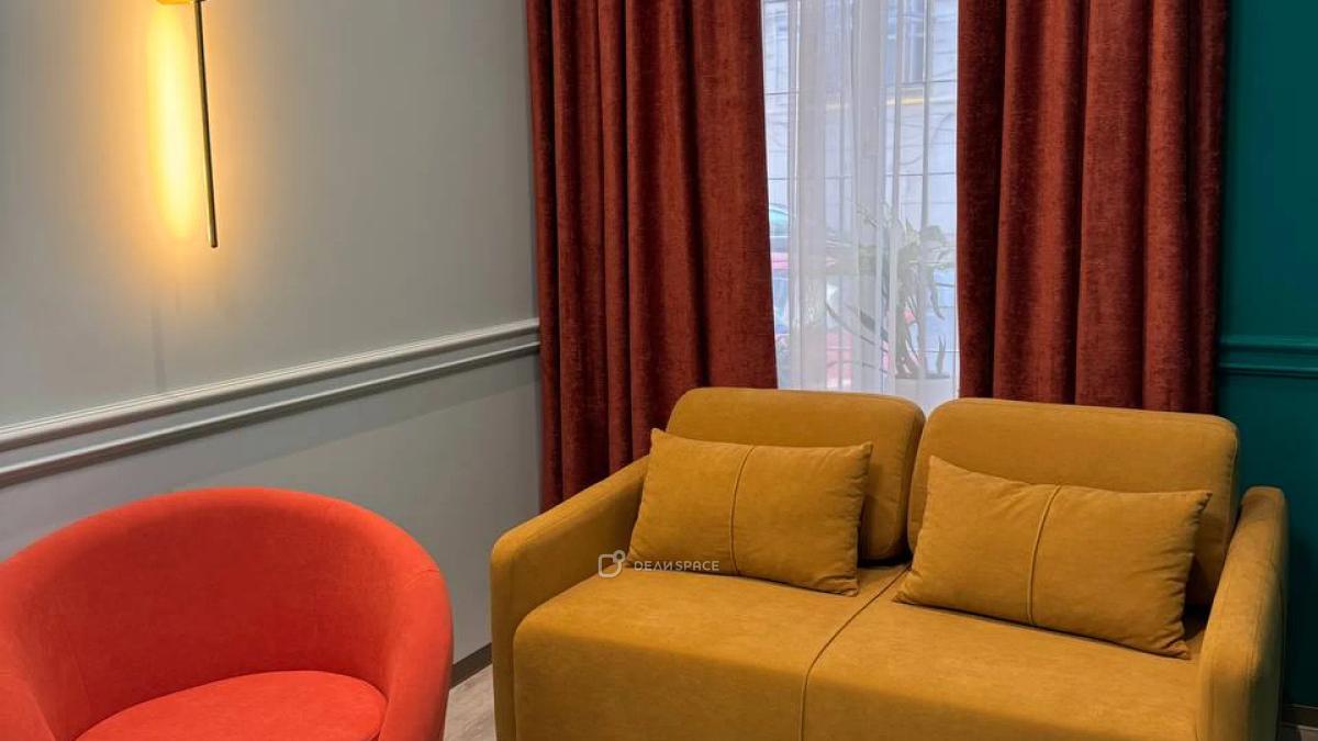 Рабочий кабинет №6 на Мясницкой в коворкинге "Зона Комфорта" - Фото №6