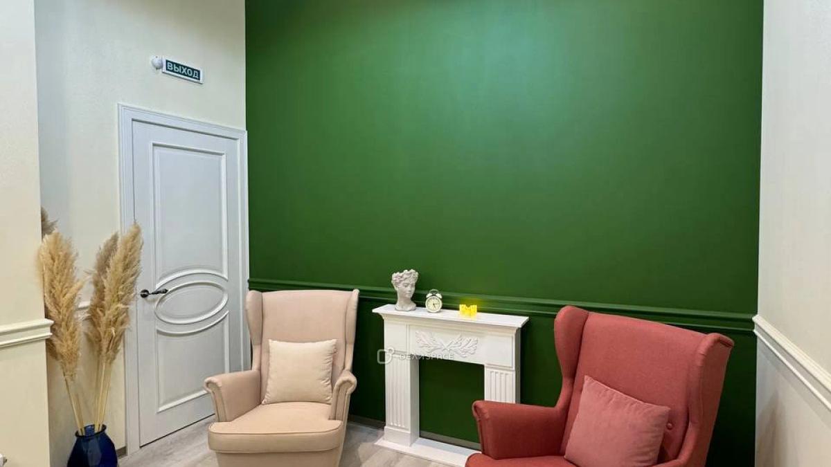 Рабочий кабинет №10 на Мясницкой в коворкинге "Зона Комфорта" - Фото №1