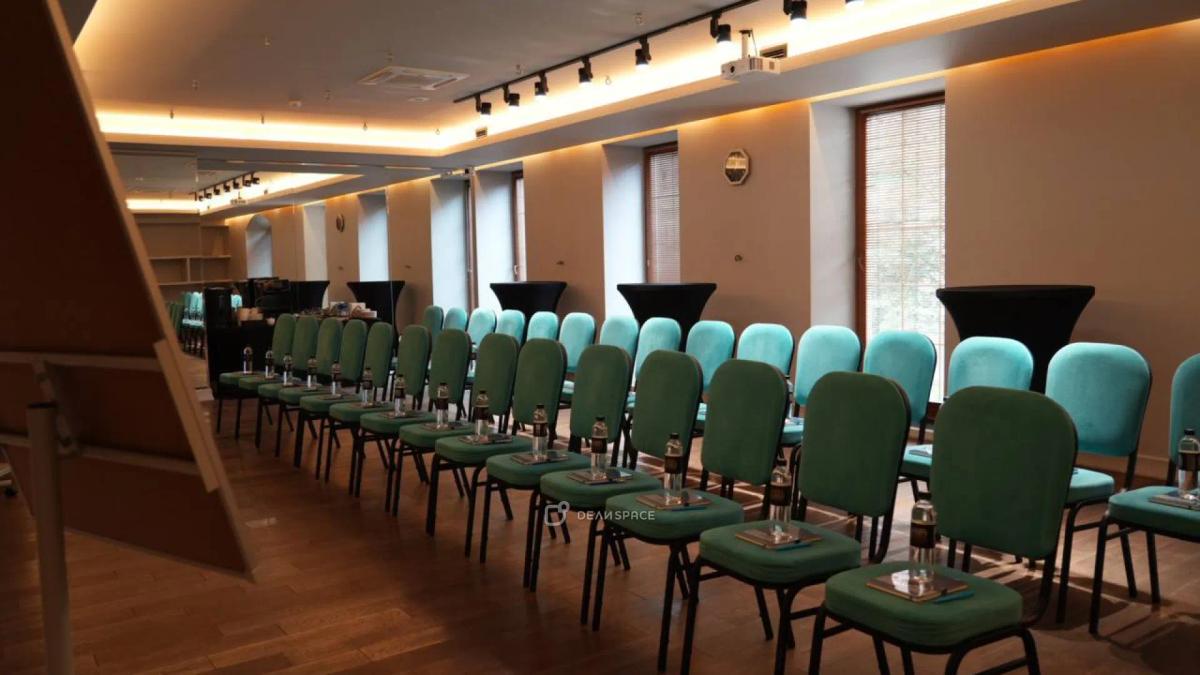 Зал для конференций, тренингов, лекций и семинаров рядом с Москва Сити - Фото №1