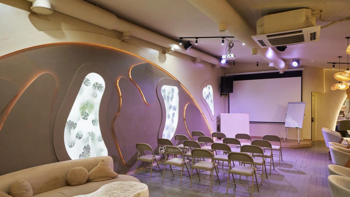 Зал «АВГУСТ» для лекций и тренингов на Курской - Фото №2