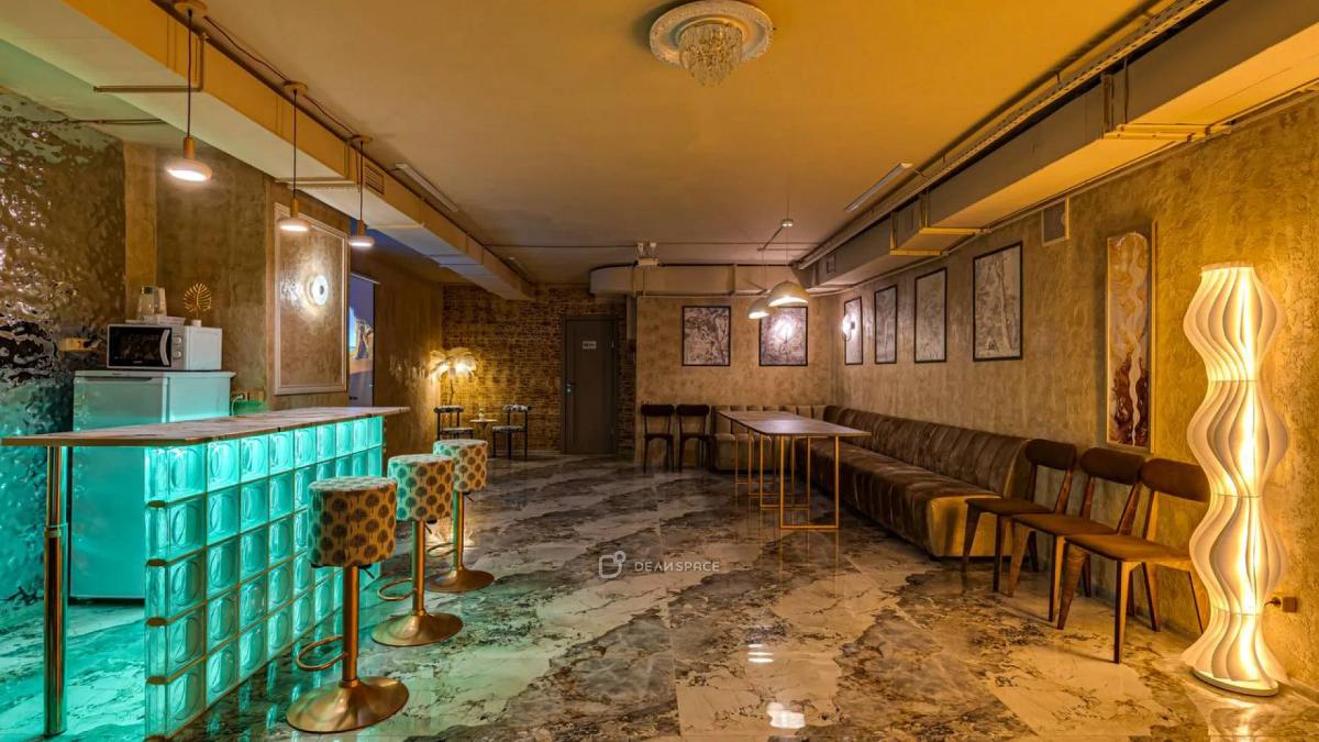 Люксовый лофт "ДЮНА" со стеклянным баром на Римской - Фото №1