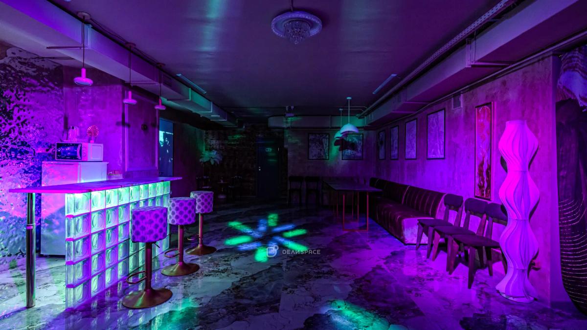 Люксовый лофт "ДЮНА" со стеклянным баром на Римской - Фото №10