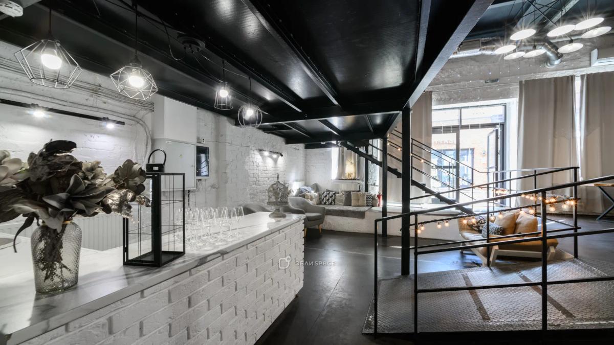 Лофт "Роден" : 190 м², 3 уровня — industrial-зал до 80 участников - Фото №7