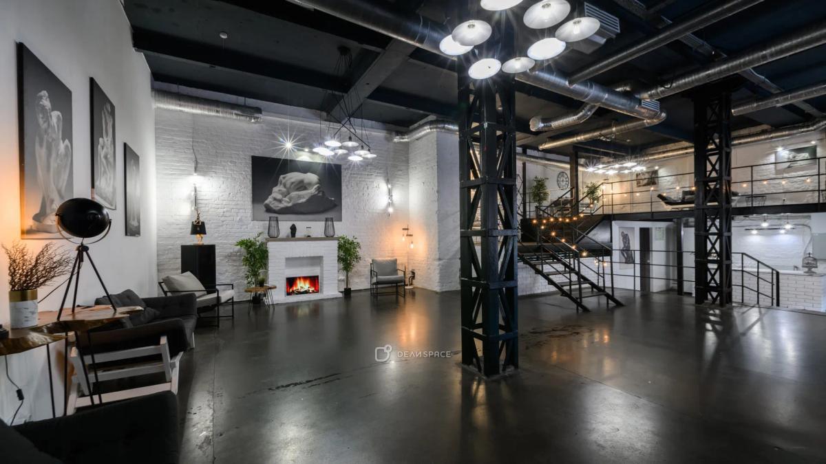 Зал для тренингов, конференций, семинаров, лекций и мастер-классов на Бауманской 190 кв.м до 100 человек - Фото №1