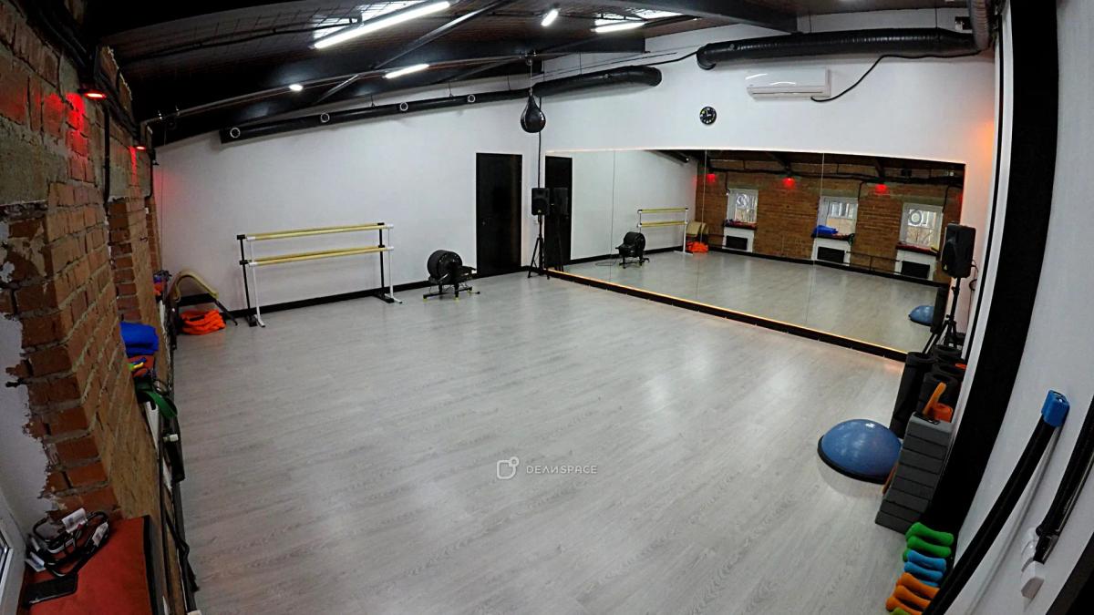 Зал "Бордо" для персональных занятий 25 кв.м. на Бауманской - Фото №1