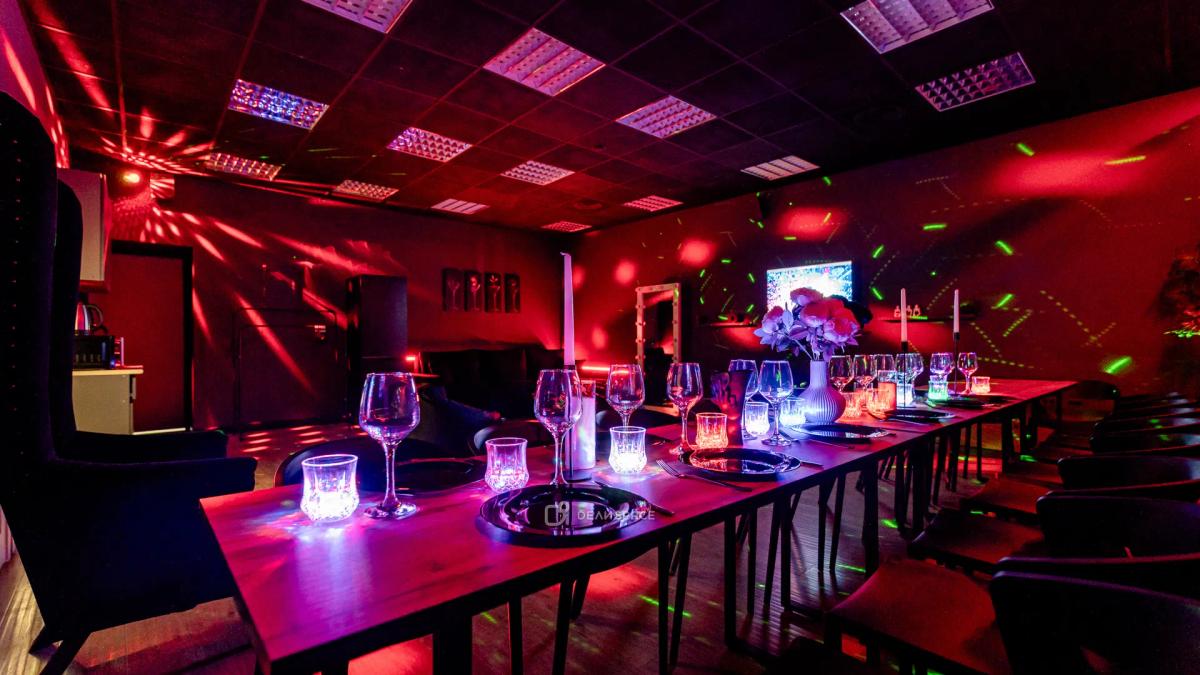 Лофт BLACK OUT с Яндекс Алисой на Кожуховской - Фото №1