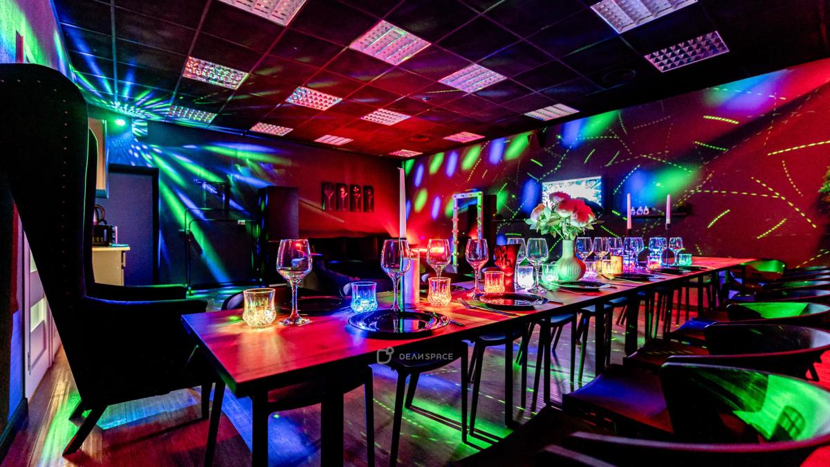 Лофт BLACK OUT с Яндекс Алисой на Кожуховской - Фото №10