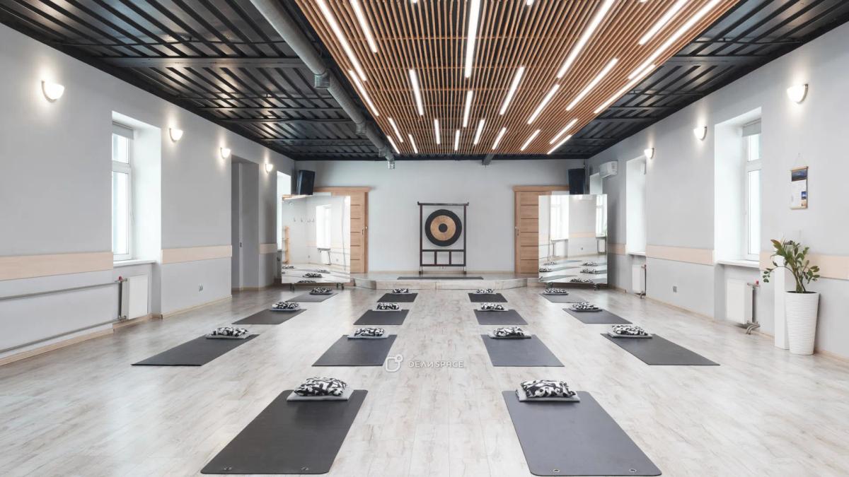 Зал 120 м2 для тренингов, конференций, групповых практик - Фото №4