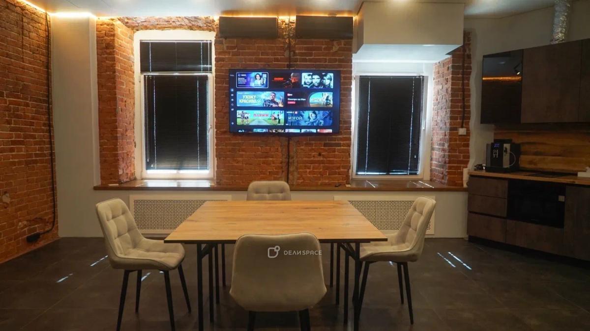 Уютная кухня-лофт №19 в центре Москвы - Фото №1