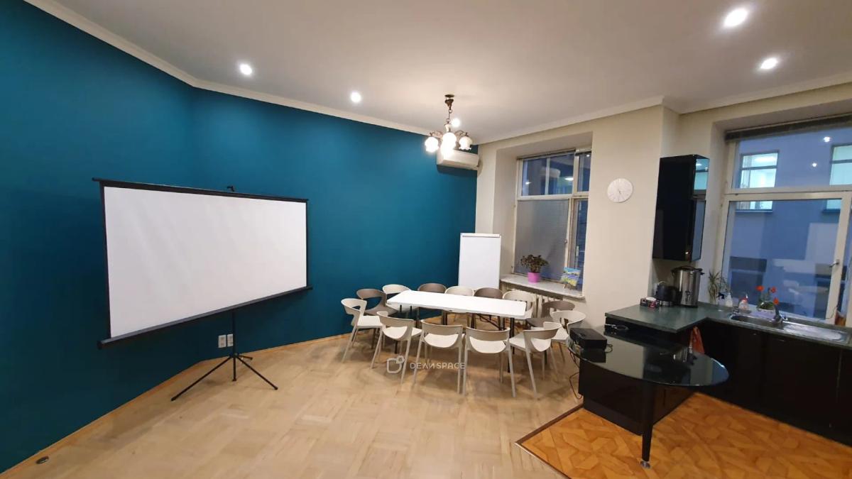 Пространство 130 кв. м из 4х залов с кухней у метро Арбатская - Фото №1