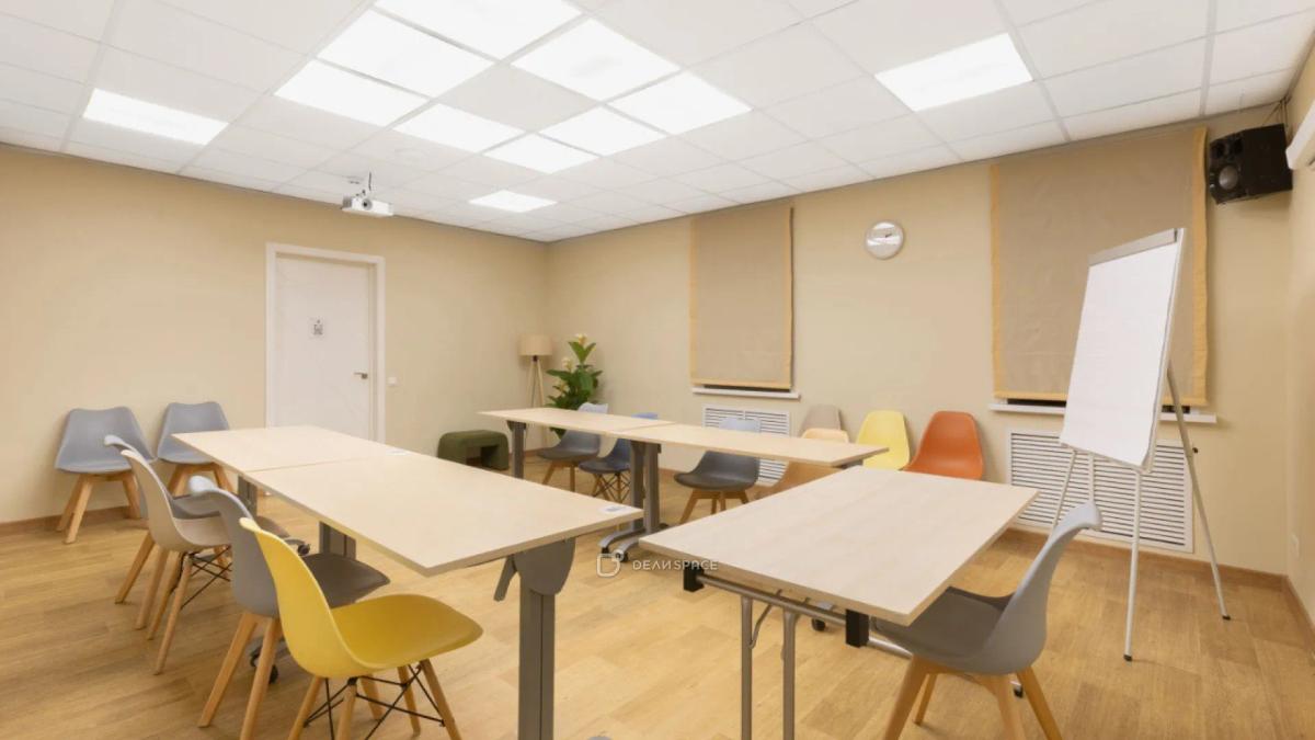 Зеленый зал для проведения семинаров и мастер-классов на Маяковской - Фото №5