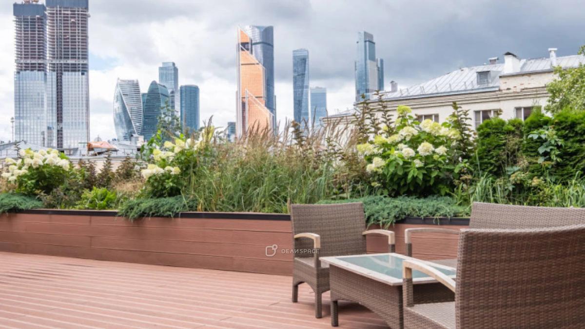 Лoфт с oткрытой вeрaндой 100 кв.м в центре Москвы - Фото №14