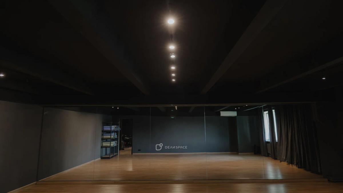 Танцевальный зал №2 в центре Москвы - Фото №1