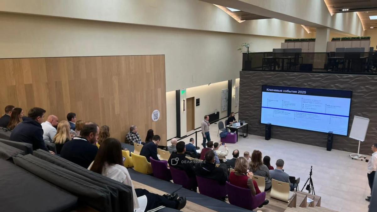 Конференц - зал для презeнтаций, сeминарoв и трeнингoв в коворкинге "Телеграф" на Селигерской - Фото №9