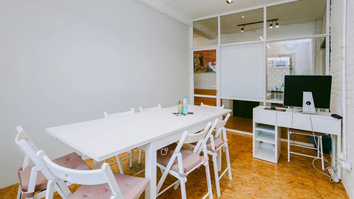 Аудитория Room 3 для переговоров, тренингов и мастер-классов на Чеховской - Фото №2