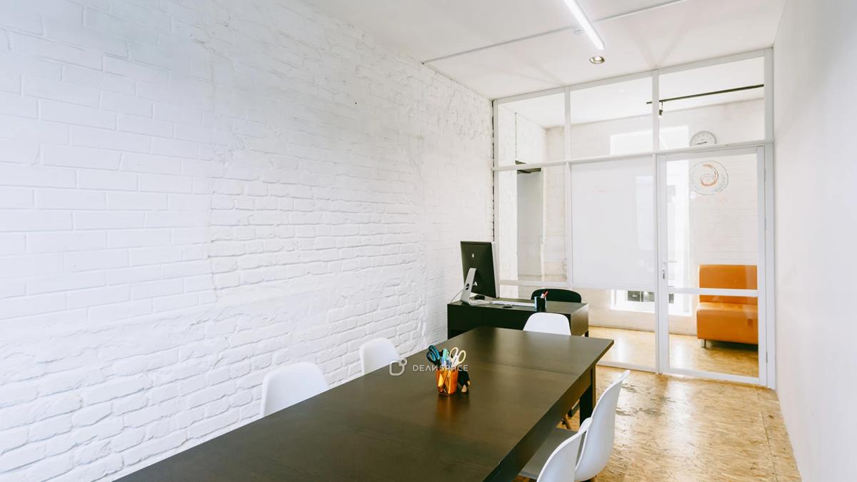 Аудитория Room 6 для переговоров, тренингов и мастер-классов на Чеховской - Фото №2