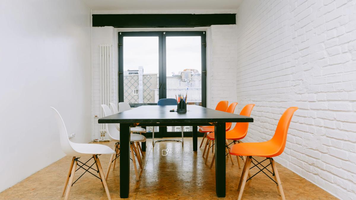 Аудитория Room 8 для переговоров, тренингов и мастер-классов на Чеховской - Фото №5