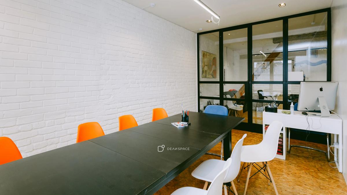 Аудитория Room 8 для переговоров, тренингов и мастер-классов на Чеховской - Фото №2