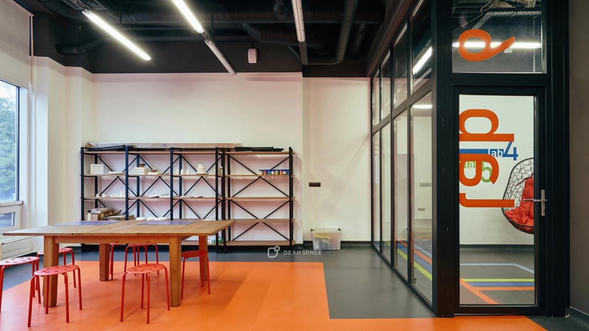 Аудитория №6 для мастер-классов мозаики, керамики, глины у метро Аэропорт - Фото №3