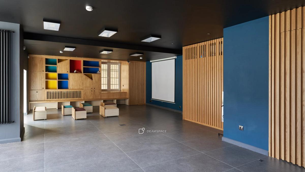 Большая аудитория на Смоленской - Фото №1